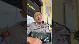 Kemarin Kau Masih Bersamaku 😆⁉️ polisilucu komedi parodi [upl. by Evilc]