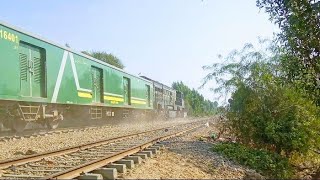 Fastest Ever Dual Action l 42 Down Karakoram Express ❌ 27 Up Shalimar Express l Passing Hyderabad l [upl. by Enirhtak]