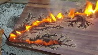 DIY CUTTING BOARD LICHTENBERG FIGURE amp EPOXY [upl. by Ecined]