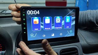 Renault Clio Com Central Multimídia de 9 Polegadas Car Play e Android Auto [upl. by Ynaffyt]