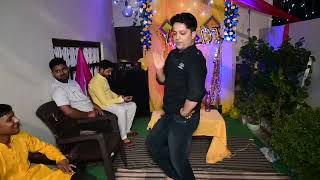 Kajrare kajrare dance  Aishwaryadance kajrare kajraredadance aishwaryaraibachchan bantiaurbabli [upl. by Nosyarg]