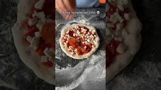 🤖 Atualizando a pizza… pizza pizzadelivery pizzaria pizzariadelivery pepperoni [upl. by Adle]