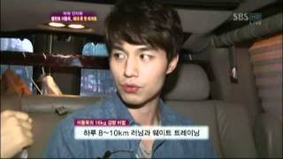 SBS 한밤의 TV 연예 324회 20110720 명장면 quot이동욱 제대quot [upl. by Ogata]