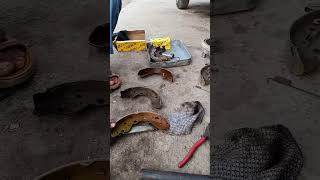 How to new brake shoe fitting in hand brake lockkashi mechanic [upl. by Hijoung]