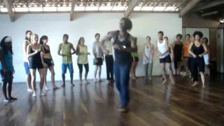 Aula de Dança Afro prof Augusto Omolú [upl. by Cris405]