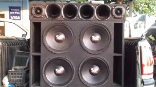 4 ultravox 400  taramps 27 ts150  crx4 taramps dando show fonte 100 amperes prime sound car [upl. by Aroel994]