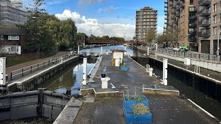 The River Lea  Tottenham Locks to Hackney Wick part 8 [upl. by Meehar]