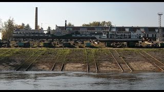 Vorbeifahrt an der Schiffswerft Dresden Laubegast im Oktober 2024 an Bord des Raddampfer PIRNA [upl. by Suiramed163]