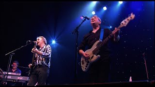 10cc  Im Mandy Fly Me  Live at the Shepherds Bush Empire 2007 HD [upl. by Chloris828]