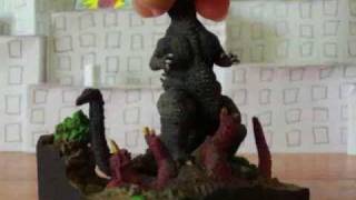 Bandai Godzilla quotPolyStone Collectionquot Vol 2 Scene M2 Toy Review [upl. by Aneeras]