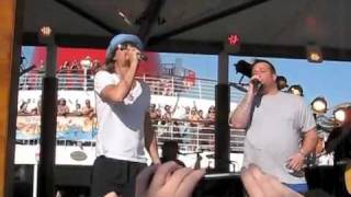 Kid Rock amp Uncle Kracker live Drift Away on cruise 2010 [upl. by Adnik]