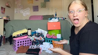 Back To School Haul 20248th grade Try on haul [upl. by Gnahc]