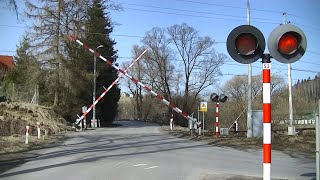 Spoorwegovergang Jordanów PL  Railroad crossing  Przejazd kolejowy [upl. by Dagnah]