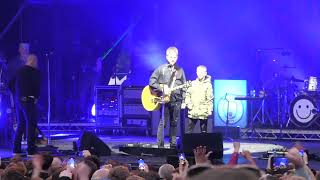 Noel Gallaghers High Flying Birds Live Cannock Chase 12622 Gets young fan Lucas on stage [upl. by Gnoh]