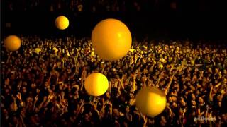 Coldplay Live from Japan HD  Yellow [upl. by Ttihw293]