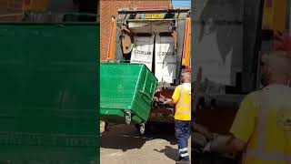 Buckinghamshire Council Emptying A 1100LTR Bin bintruck garbagetruck [upl. by Yrohcaz]