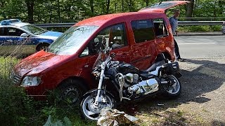 Edersee Motorradfahrer nach Unfall in Klinik geflogen [upl. by Ttayh348]