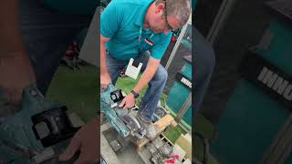 Makita XGT Power Cutter HANDSON [upl. by Stralka]