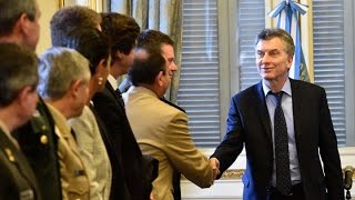 Macri anunció un incremento real del 9 para Gendarmería y Prefectura por sobre la pauta acordada [upl. by Rowena]