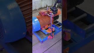 Tool for Cleaning Rusty Metal diy cleaning madeigarage [upl. by Godfree]