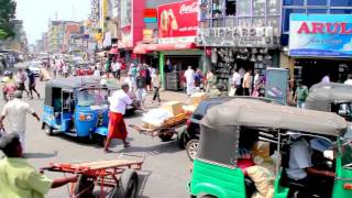 Tuk Tuks in Colombo Sri Lanka  Crazy Traffic  Sri Lanka Travel Blog And Guide [upl. by Etterrag]