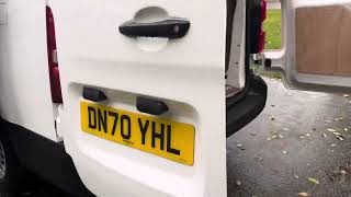 Vauxhall Vivaro 15 D 100 Dynamic L2 Beautiful [upl. by Yeknarf]