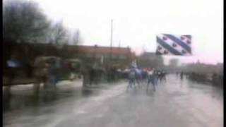 Elfstedentocht 1985 doorkomst Hindeloopen [upl. by Skcirdnek17]