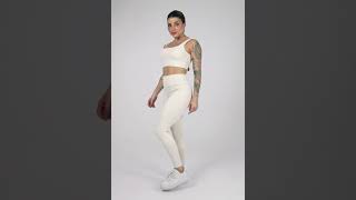 Conjunto Fitness Top e Calça Not So Basic Off White [upl. by Waldron]