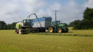 Ensilage dherbe 2014 avec ensileuse claas jaguar 940  john deere [upl. by Araminta]