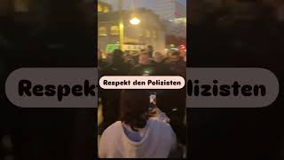 Respekt den Polizisten Polizei deutschland news [upl. by Euqirdor]