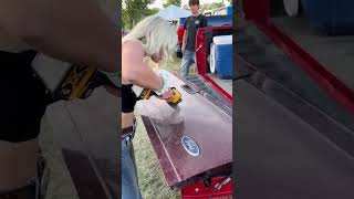 Signing a tail gate with an angle grinder [upl. by Limbert]