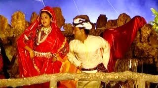 Pallo Latake Rajasthani Folk Video Songs  Rekha Rao Hits [upl. by Ammadis]