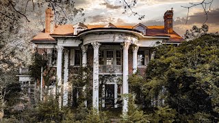 ABANDONED Pilots Mansion with EVERYTHING Still Inside  He Crashed in Backyard [upl. by Agee404]