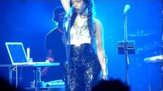 Erykah Badu Tyrone LIVE 02 Brixton Academy London 1772011 [upl. by Miguel137]