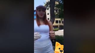 Venezolana hermosa vendiendo raspadillas en Lima Venezolanas en Peru [upl. by Hatty]