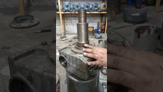 Checking hollow gearbox bore alignment gearbox gearboxrepairing short [upl. by Ullund216]