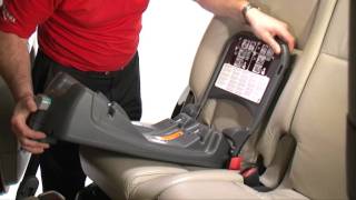 Base ISOFIX  Britax Römer  Installation [upl. by Aelak]