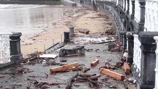 Temporal MaritimoOlas GigantesSan Sebastian 2 Febrero 2014 Reportaje Completo [upl. by Erbes280]