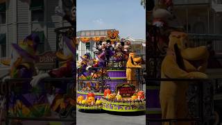 Mickey amp Friends Disneyland Halloween Cavalcade  Full Parade shorts disney halloween [upl. by Anneiv]