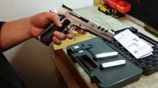 Smith and Wesson 1911 Performance Center Unboxing amp Shooting [upl. by Amirak934]