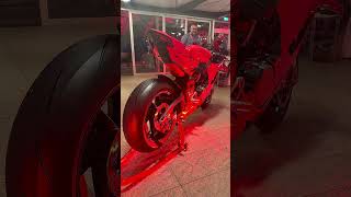 Ducati Panigale V4 vs MV AGUSTA F4 Battle of the Superbikes ducatipanigale mvagusta ride5 [upl. by Eico]