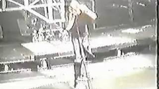 Korn Beg for me Live 1999 [upl. by Rainie954]