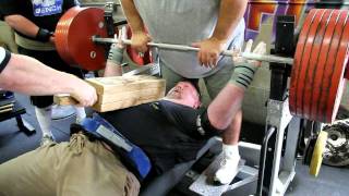 SuperTrainingTV Bench Night 622011 Mark Bell 900 with Commentary [upl. by Keavy]