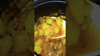 Aloo ki sabji😋quickampeasy recipeviralshortislamdeen shortsfeedtrendingislamicshortvideo2ksoon [upl. by Retlaw]