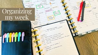 Organizing My Week in My Planner planwithme organizeyourweek [upl. by Ris42]