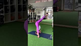 Taller de INVERTIDAS 🤸🏽‍♀️ Aprende con seguridad y pierde el miedo yogashorts [upl. by Cuyler368]