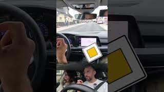 Geschwindigkeit auf der Straße AUFGEMALT 🖌️ shorts führerschein fahrschule fahrprüfung dashcam [upl. by Tami]