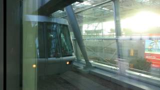 Skytrain abfahrt am Düsseldorf Flughafen [upl. by Udelle454]