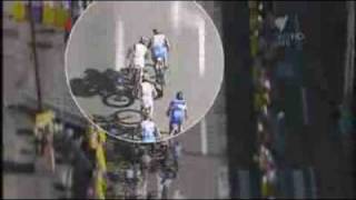 Cavendish wins Renshaw kicked out off Tour [upl. by Nalced615]