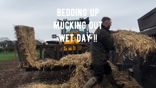 mucking out scrap tho  Bedding up the outdoor Jcb tm320 and terex tr200 earning there keepday52 [upl. by Aarika]